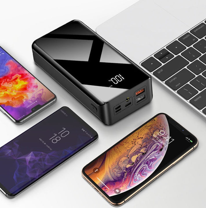 30000mAh Power Bank Fast Charging